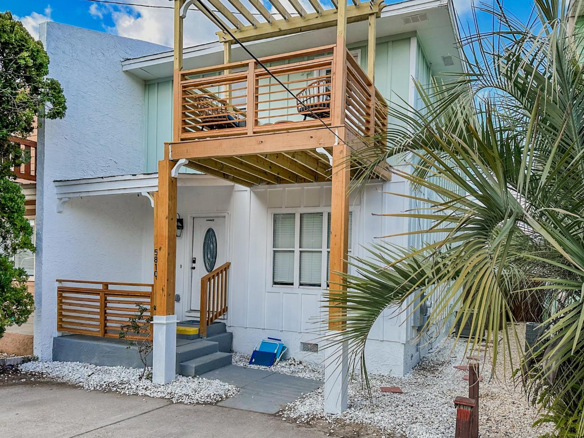 Relishing Oceanview Oasis - Relax With Hot Tub, Fire Pit & Putting Green! Panama City Beach Exterior photo